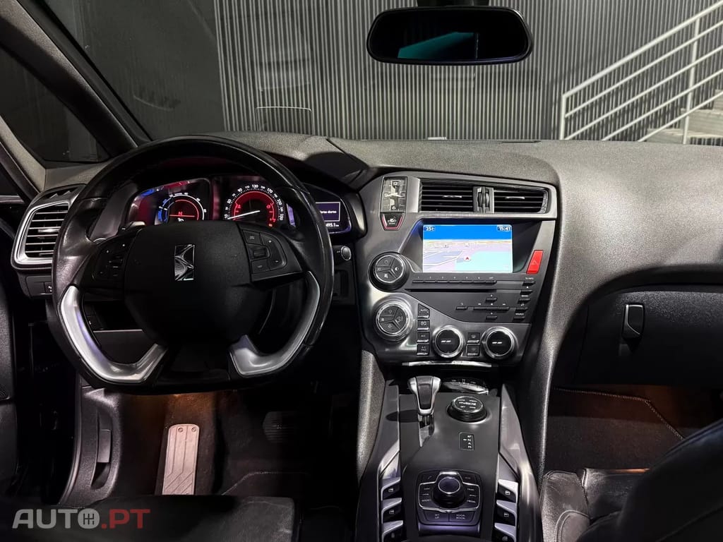 Citroen DS5 2.0 HDi Hybrid4 Sport Chic CMP6
