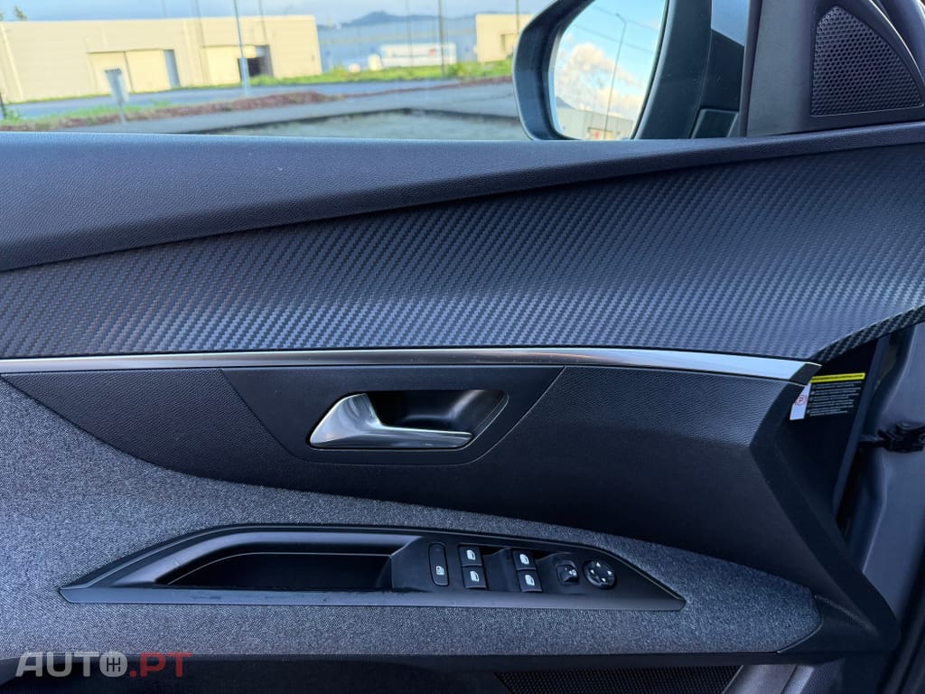 Peugeot 3008 BlueHDi 120 EAT6 Stop & Start Active