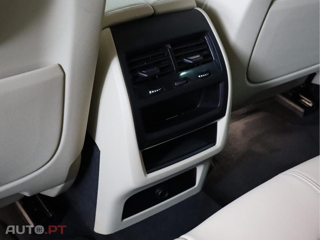 BMW X5 xDrive45e Auto Business