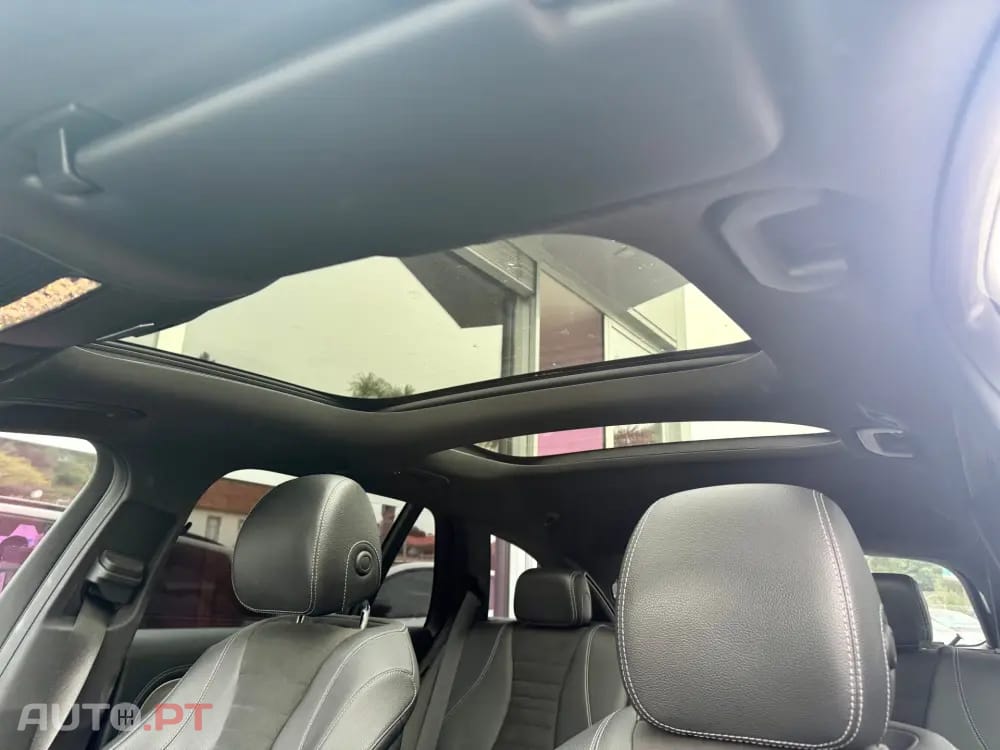 Mercedes-Benz E 220 d AMG Line