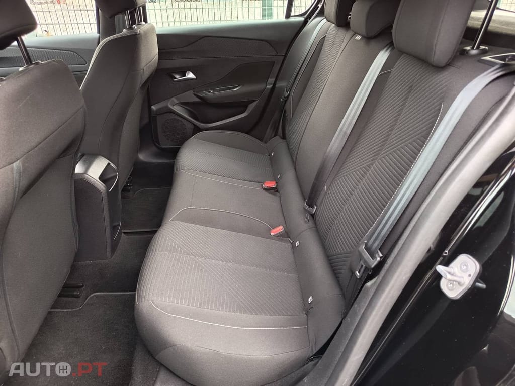 Peugeot 308 1.6 Hybrid Active Pack e-EAT8