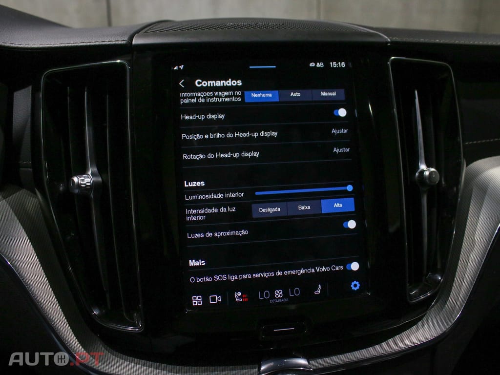 Volvo XC60 2.0 T6 PHEV Plus Dark AWD