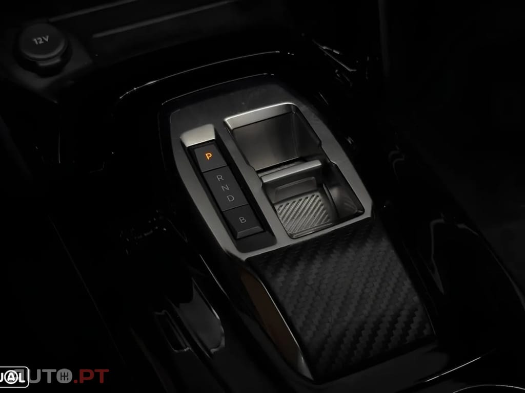 Peugeot e-208 Active Pack — fotografia 17
