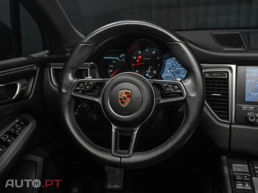 Porsche Macan PDK