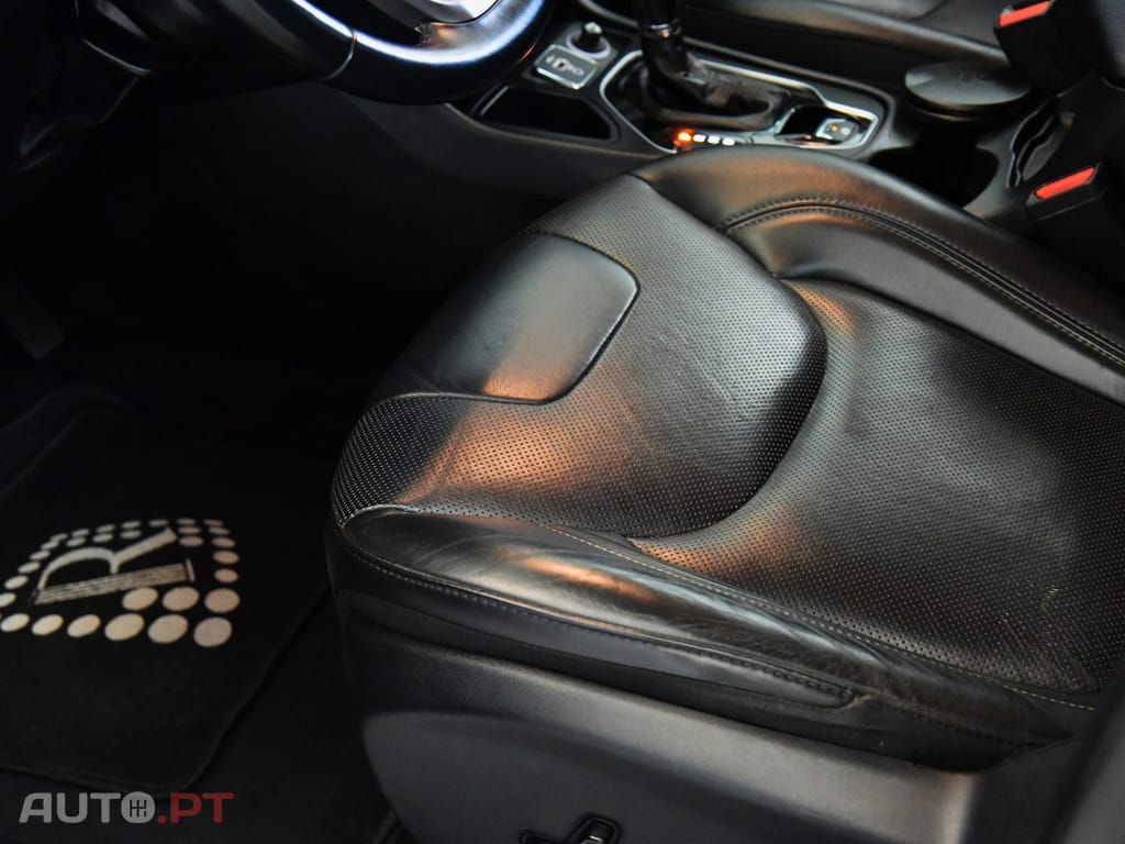Jeep Cherokee 2.2 D Limited