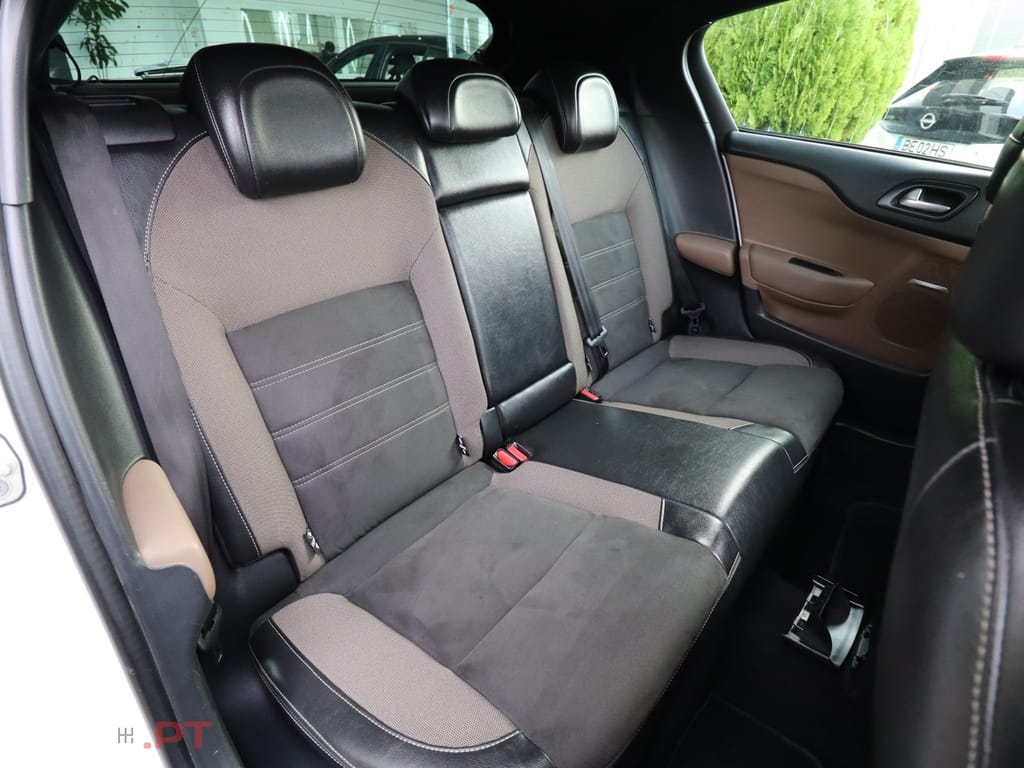 DS DS4 4 1.6 BlueHDi Performance Line