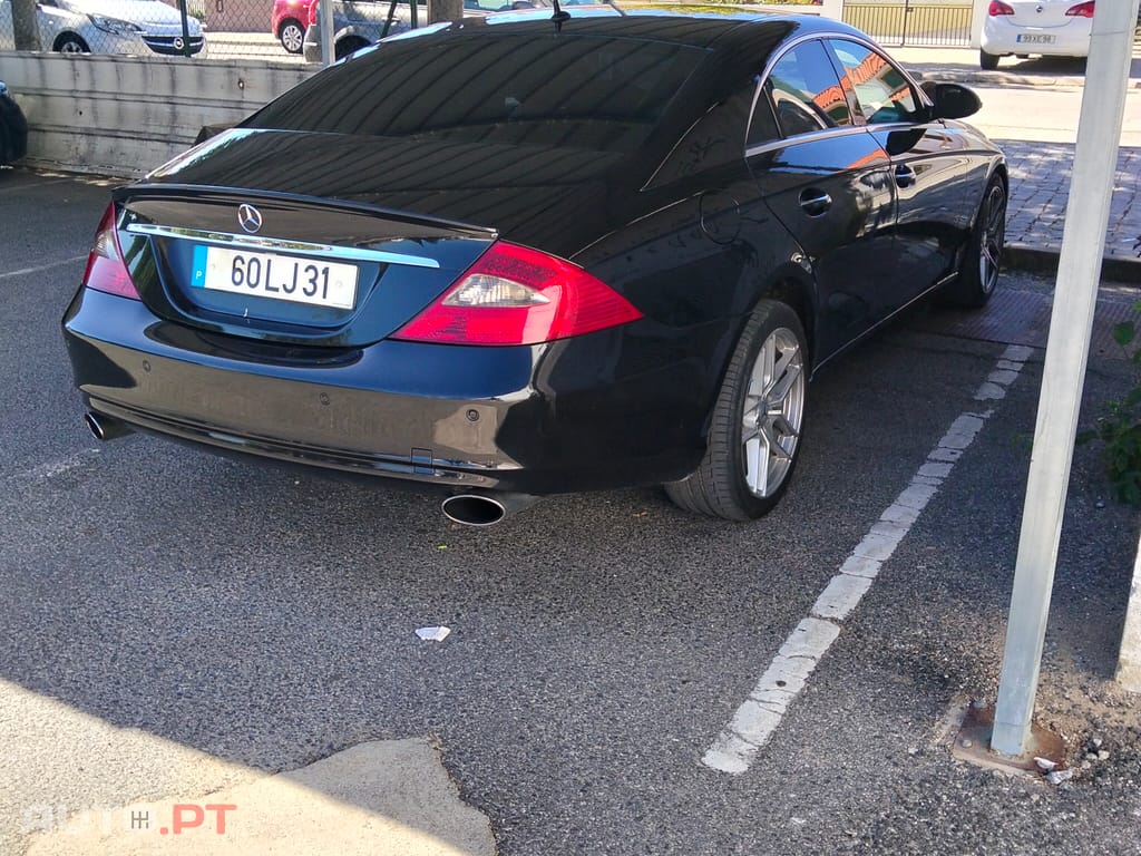 Mercedes-Benz CLS 320 Top gama