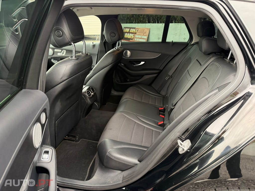 Mercedes-Benz C 300 de AMG Line