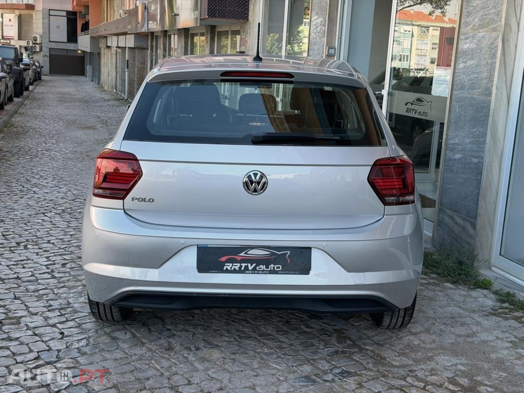 Volkswagen Polo 1.0 Confortline