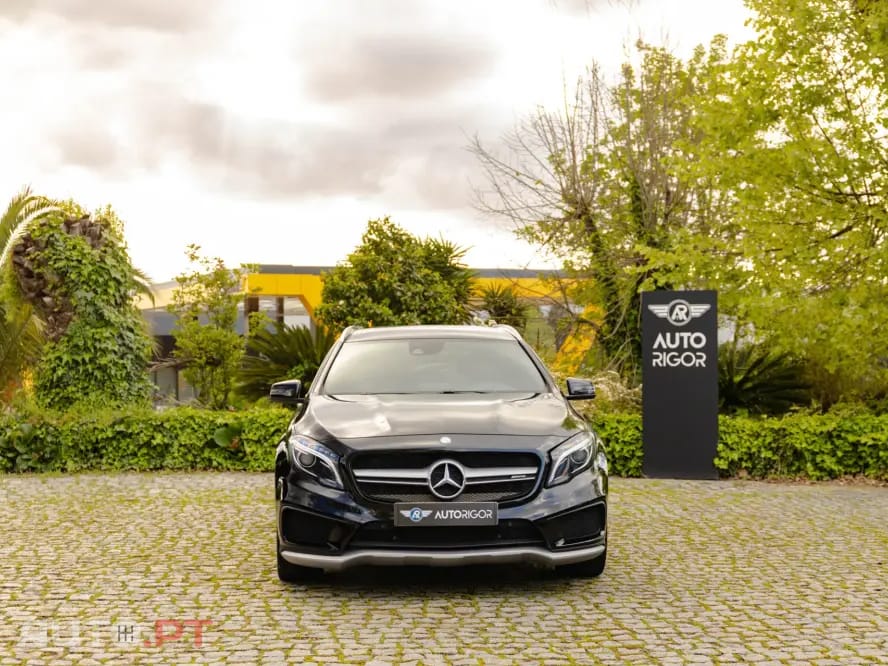 Mercedes-Benz GLA 45 AMG 4-Matic