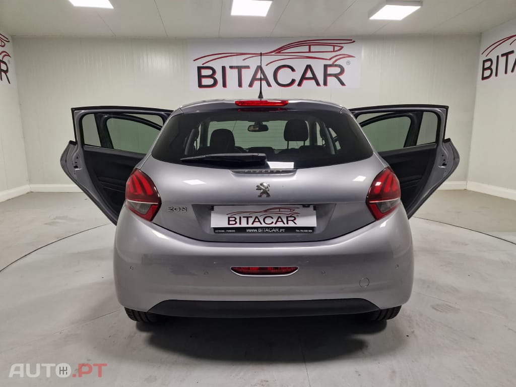 Peugeot 208 1.5 BLUEHDI 102CV SIGNATURE GPS CAMARA TRASEIRA