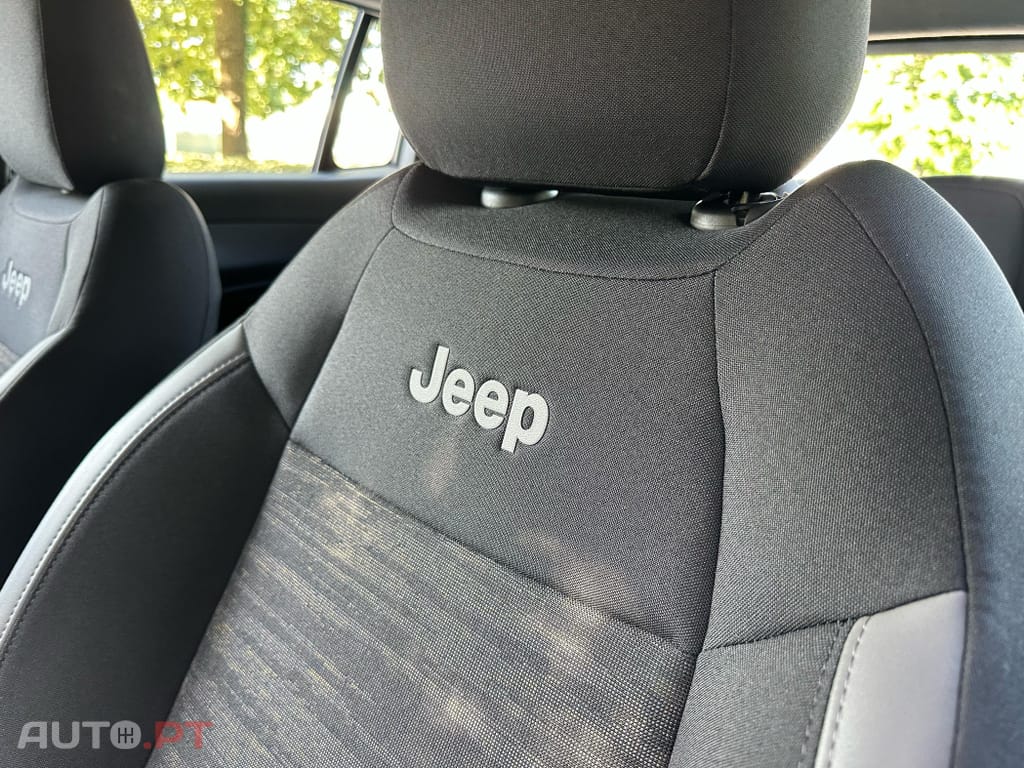 Jeep Avenger Longitude 54kWh