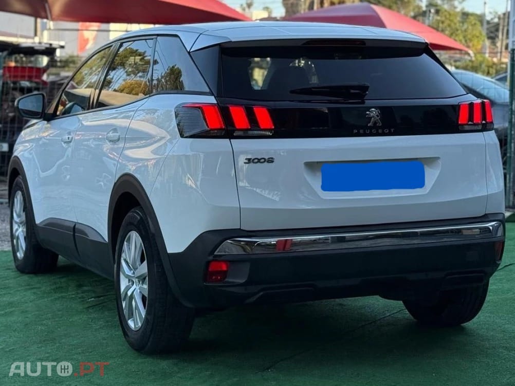 Peugeot 3008 1.5 BlueHDi Active Pack EAT8