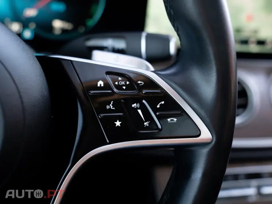 Mercedes-Benz E 300 de 9G-TRONIC AMG Line
