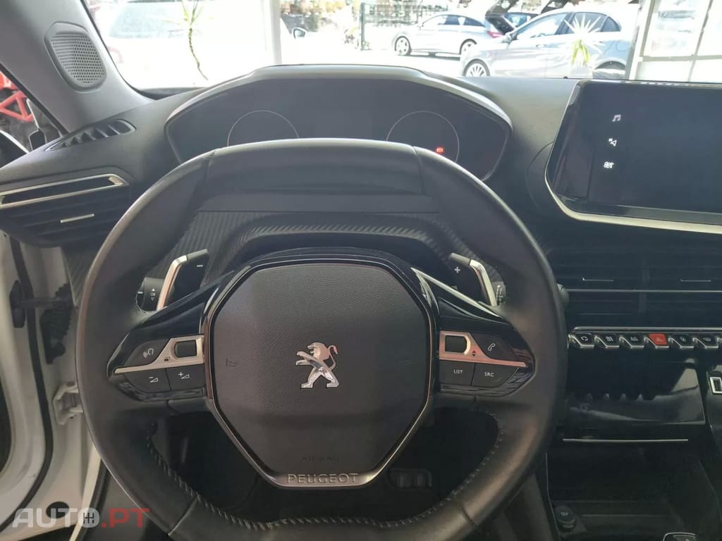 Peugeot 2008 PureTech 130 Allure Pack