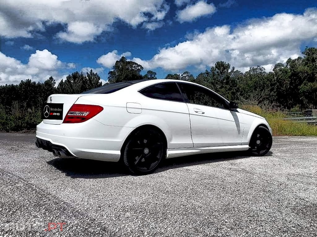 Mercedes-Benz C 250 CDi Coupé AMG
