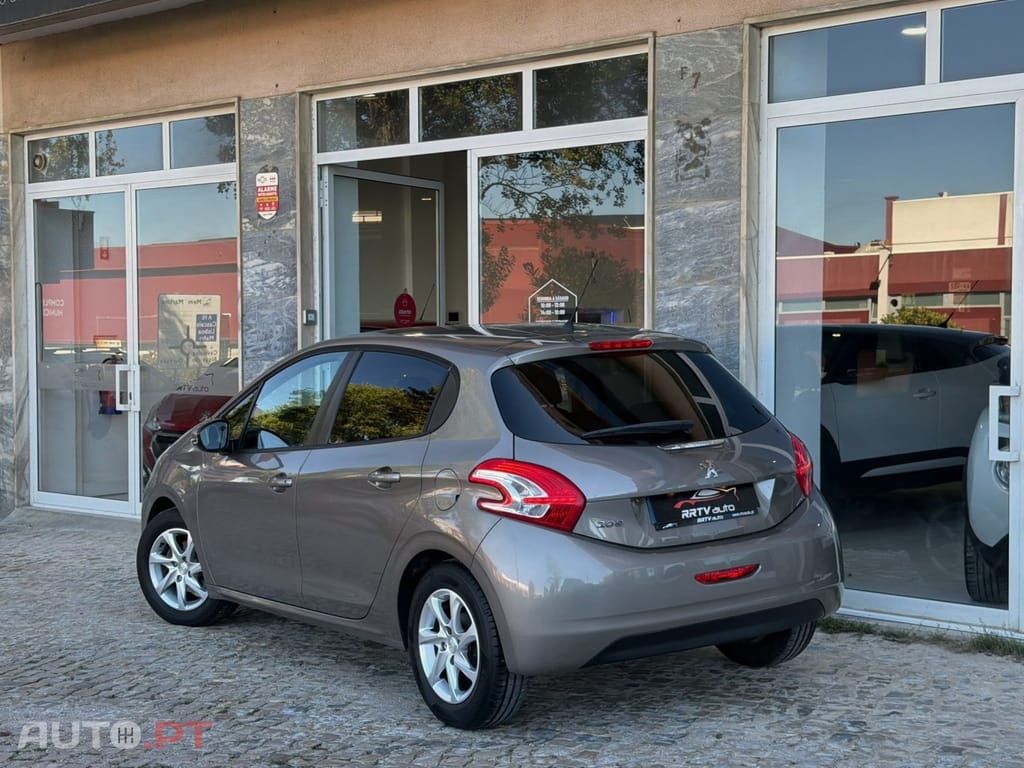 Peugeot 208 1.2 PureTech Access
