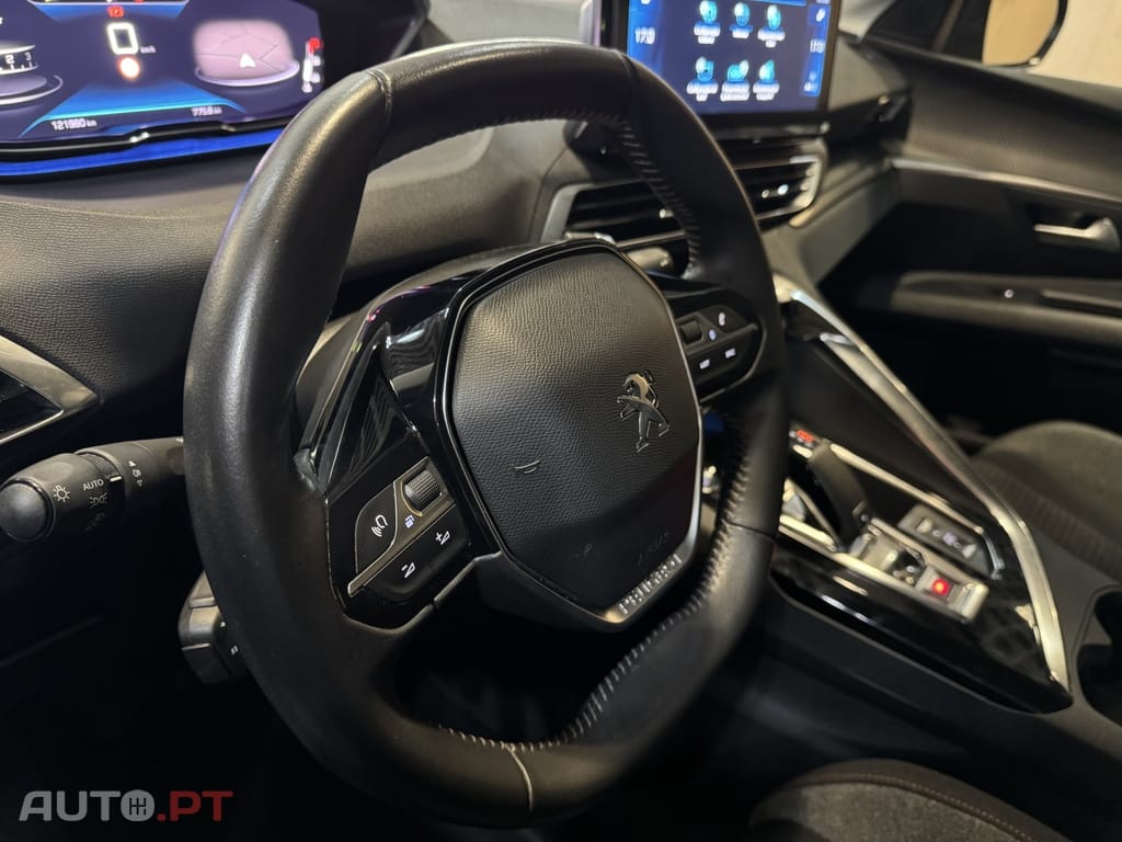 Peugeot 3008 1.5 BlueHDi Active Pack EAT8