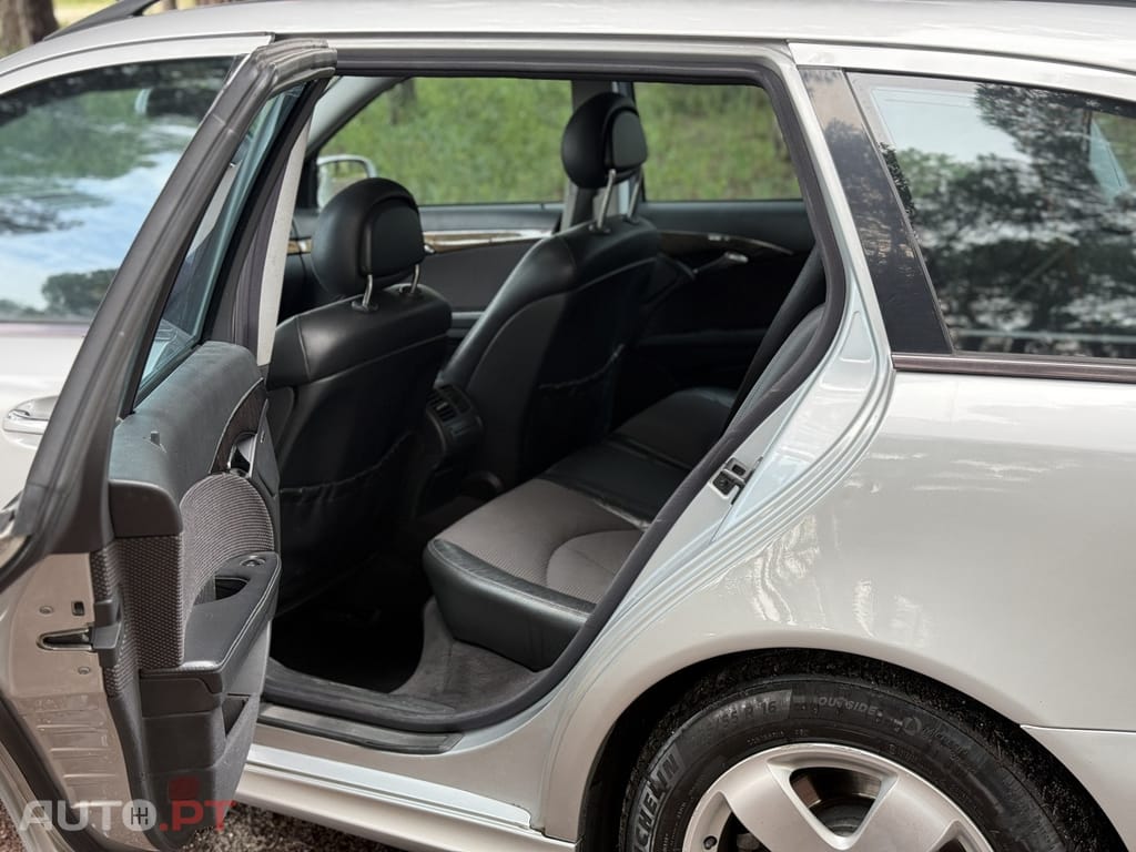 Mercedes-Benz E 270 CDI STATION ADVANTGARDE