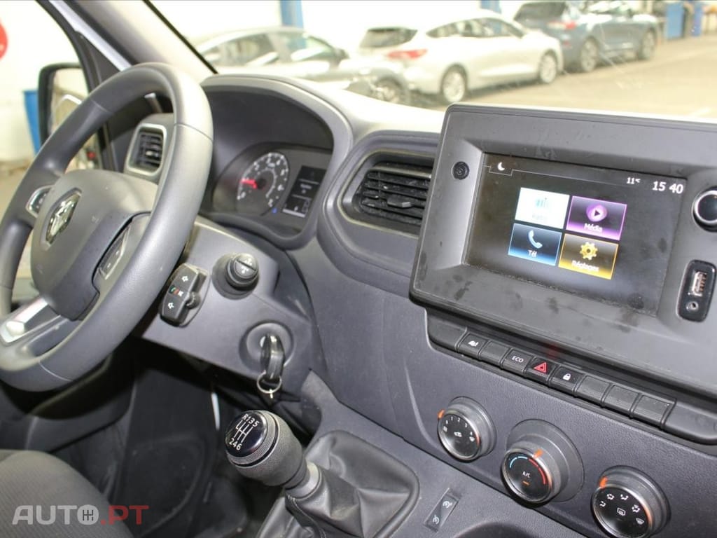 Renault Master 2.3 dCi L2H2 3.3T