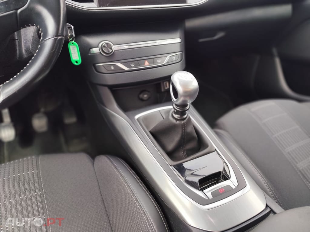 Peugeot 308 SW 1.6 BlueHDi Allure