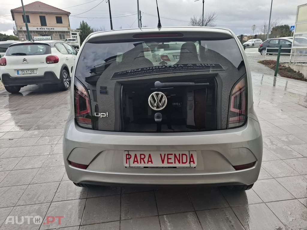 Volkswagen Up! 1.0 Move Caixa Automática