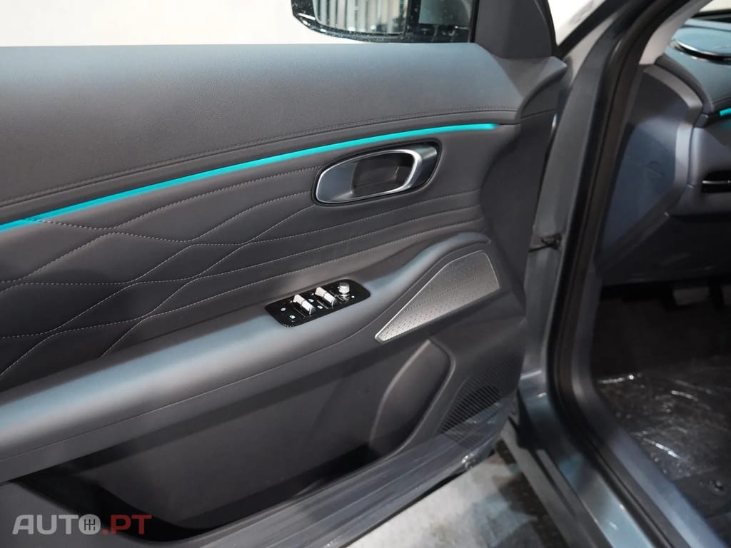 Geely Starray EM-i Max Plus