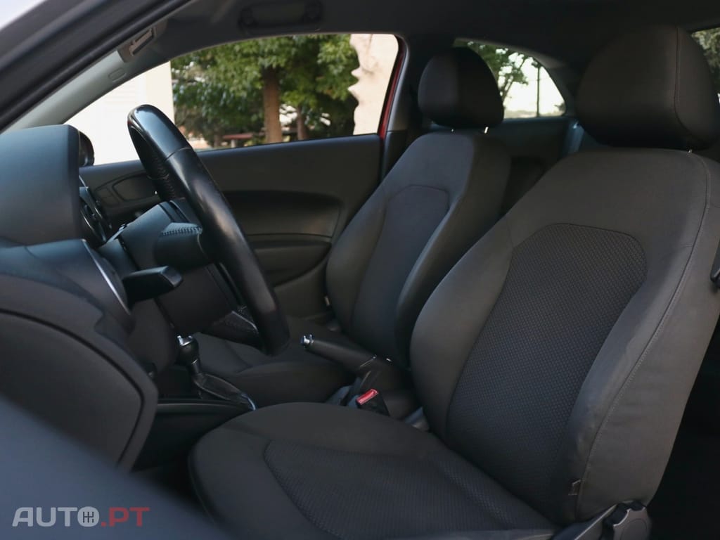 Audi A1 1.6 TDI Advance S-Tronic