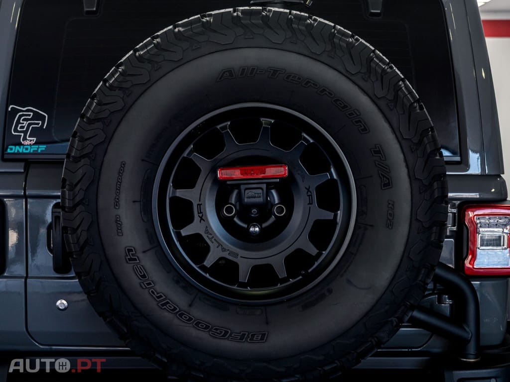 Jeep Wrangler 2.2 CRD Sport AT