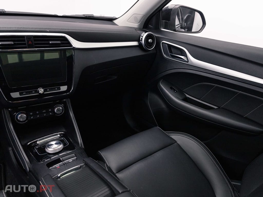 MG ZS EV 44.5 kWh Luxury