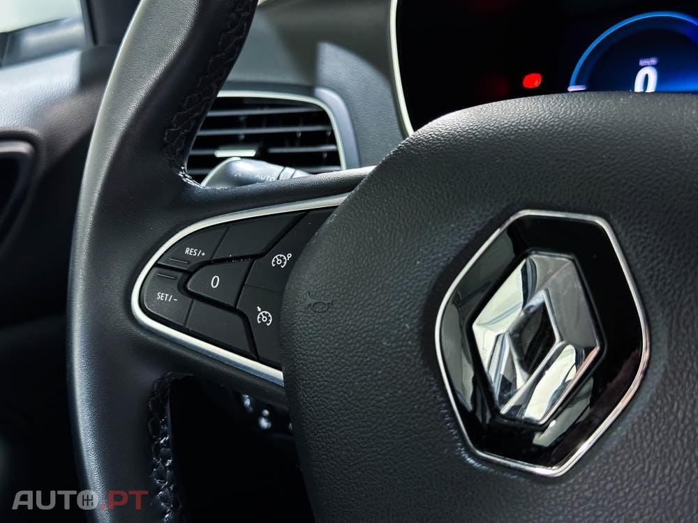 Renault Mégane E-Tech Plug-in Hybrid Business