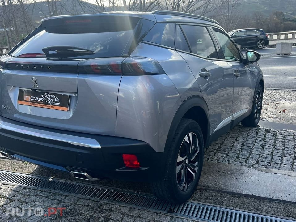 Peugeot 2008 1.2 PureTech Allure Pack