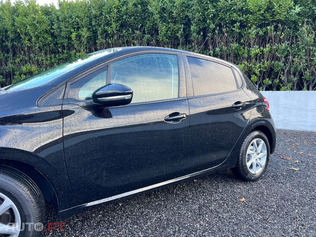 Peugeot 208 1.2 PureTech Active