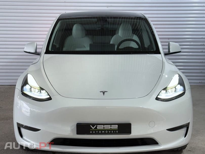 Tesla Model Y Long Range Dual Motor AWD