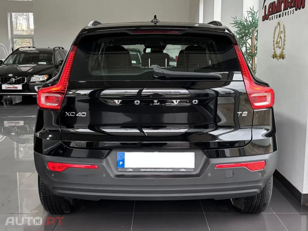 Volvo XC40 1.5 T3 Momentum Plus