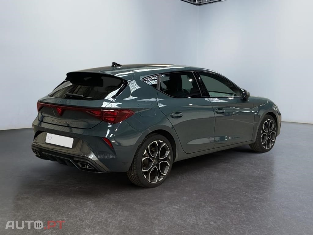 Cupra Leon 1.5 e-Hybrid DSG