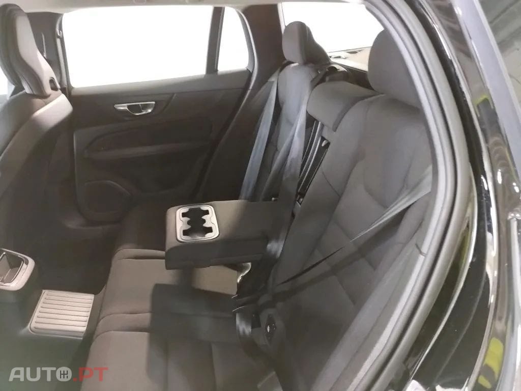 Volvo V60 2.0 T6 AWD TE Inscription Expression