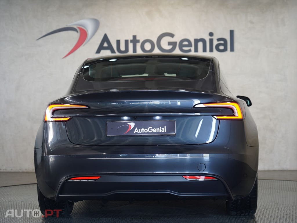 Tesla Model 3 Tração Traseira