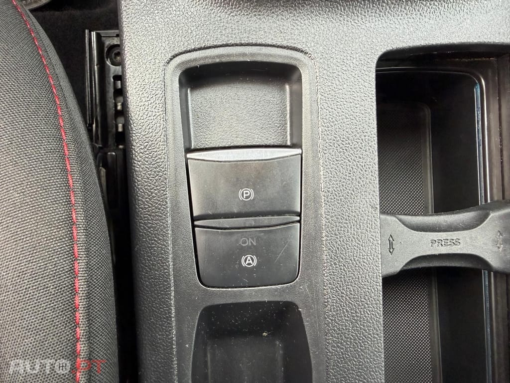 Ford Focus 1.0 EcoBoost MHEV ST-Line
