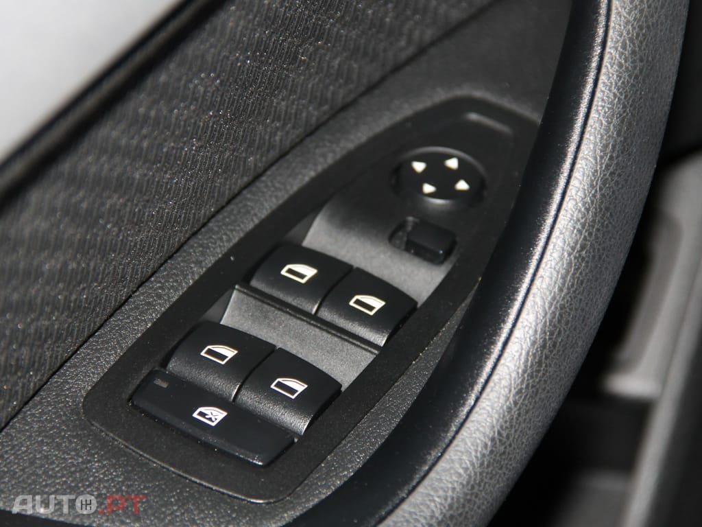 BMW X1 16 d sDrive Advantage