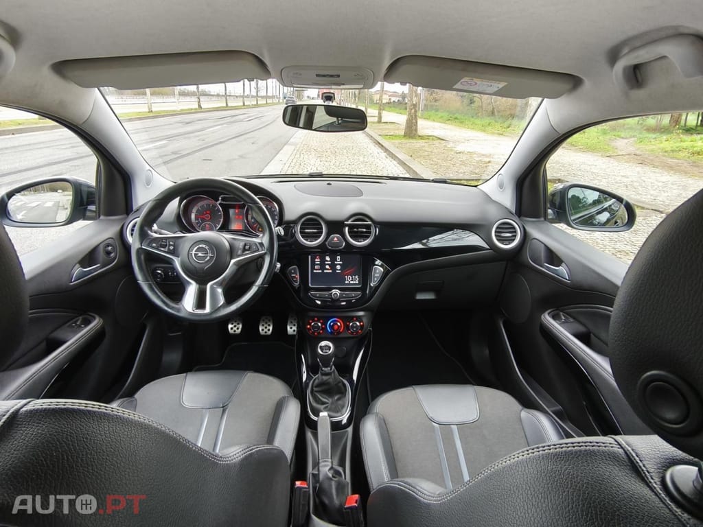 Opel Adam 1.0 T Black Jack