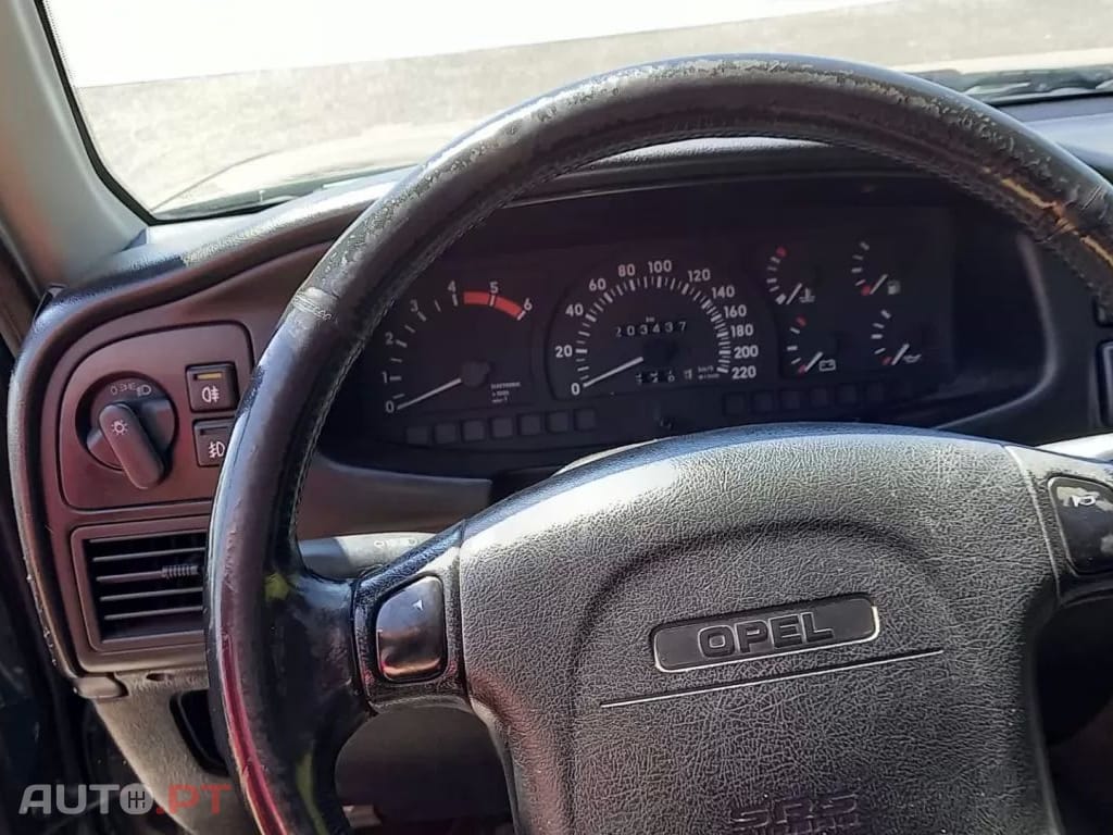 Opel Frontera other_Outro