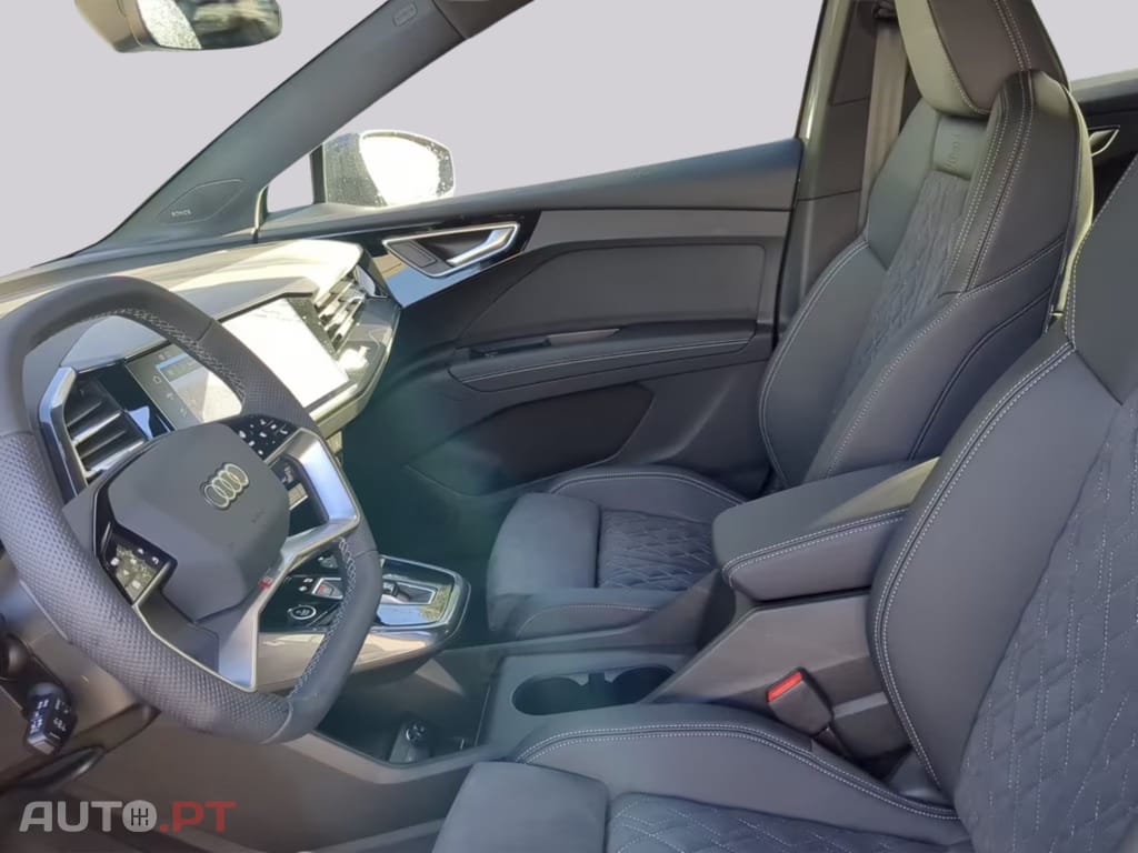 Audi Q4 E-Tron 50 Quattro I.V.A DEDUTIVEL