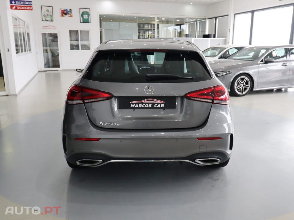 Mercedes-Benz A 250 e AMG Line