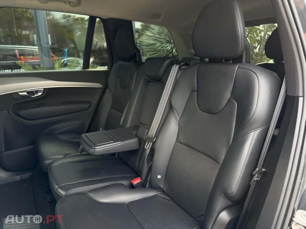 Volvo XC90 2.0 T8 PHEV Inscription Expression AWD