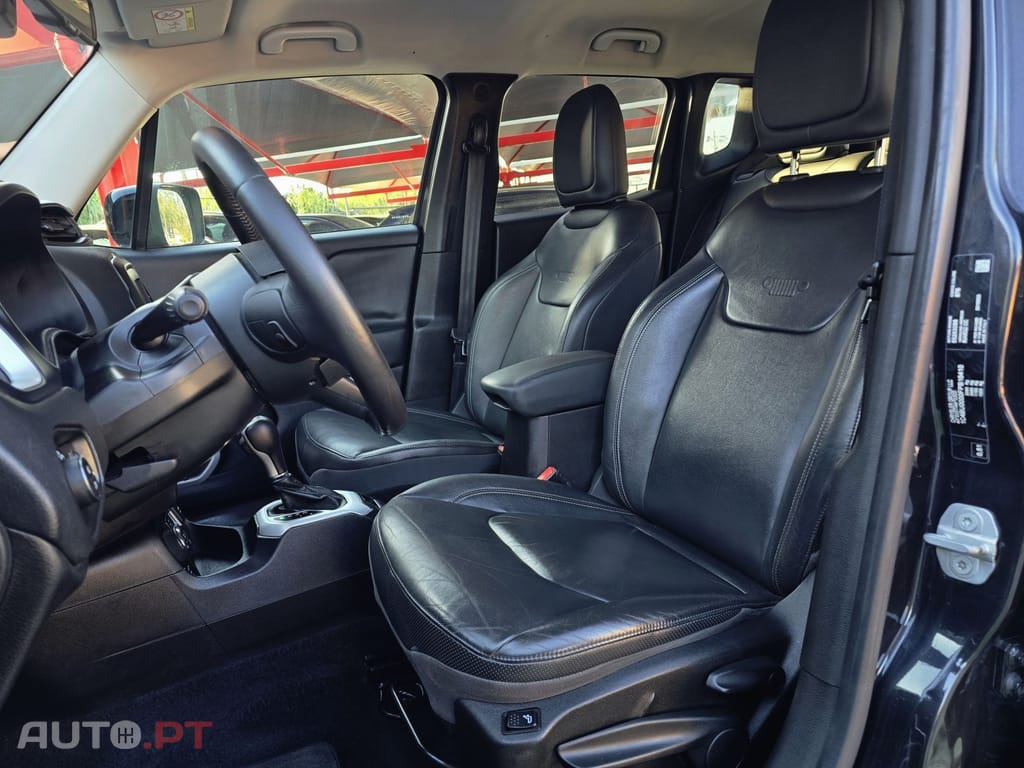 Jeep Renegade 2.0 MJD Trailhawk