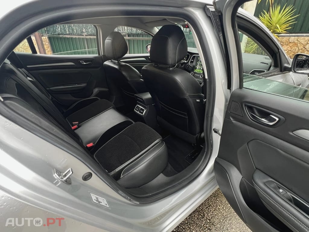 Renault Mégane 1.5 dCi Dynamique S SS — fotografia 8