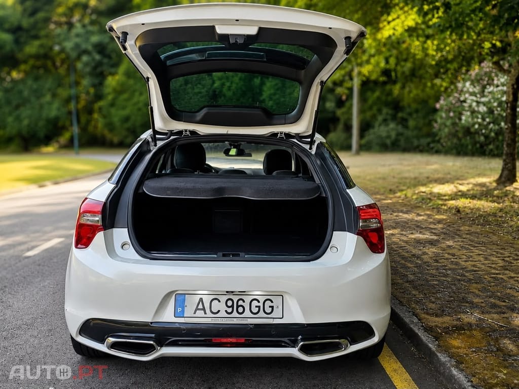 DS DS5 2.0 Hybrid4 Sport Chic