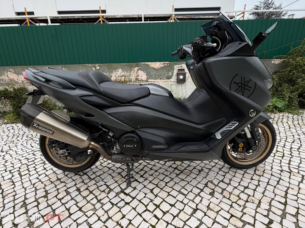 Yamaha TMAX 560
