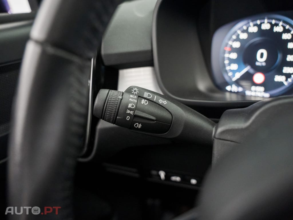 Volvo XC40 1.5 T5 PHEV R-Design